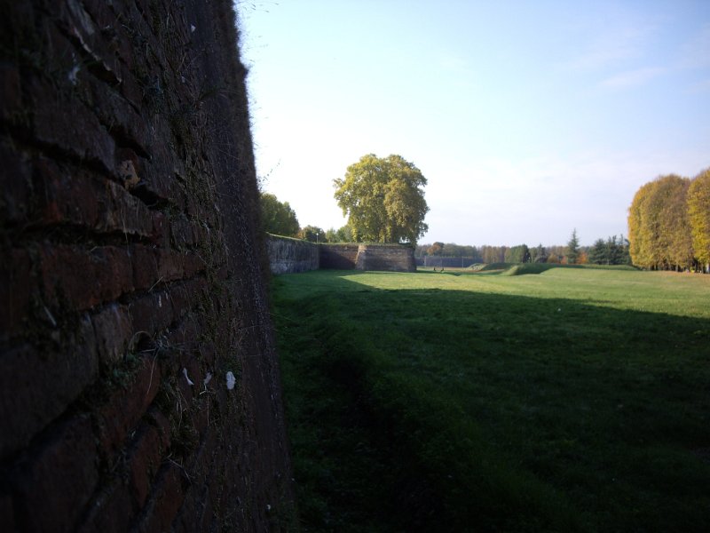 lucques remparts01.jpg